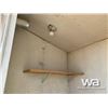 Image 7 : PORTABLE OUTHOUSE
