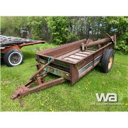 JOHN DEERE S/A MANURE SPREADER