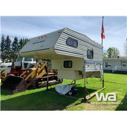 1995 FRONTIER C90S TRUCK CAMPER