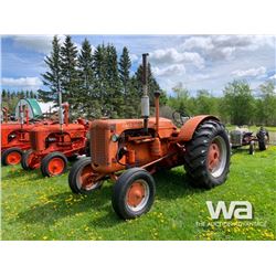 CASE 500 TRACTOR