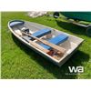 Image 4 : FIBREGLASS FISHING BOAT