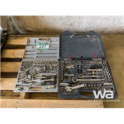 (2) SOCKET SETS