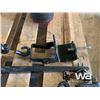 Image 2 : HD 2 5/16" BALL HITCH WITH STABLIZER BARS