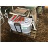 Image 1 : COOLER & LAWN CHAIRS