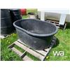 Image 2 : 80 GAL. POLY STOCK TANK