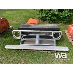 (2) TRUCK GRILLS, JOCKEY BOX, BOX SIDE COVERS