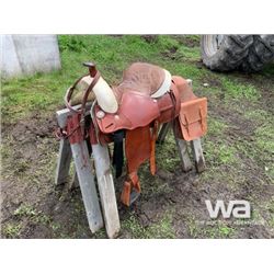 WESTERN SADDLE & SADDLE BAGS