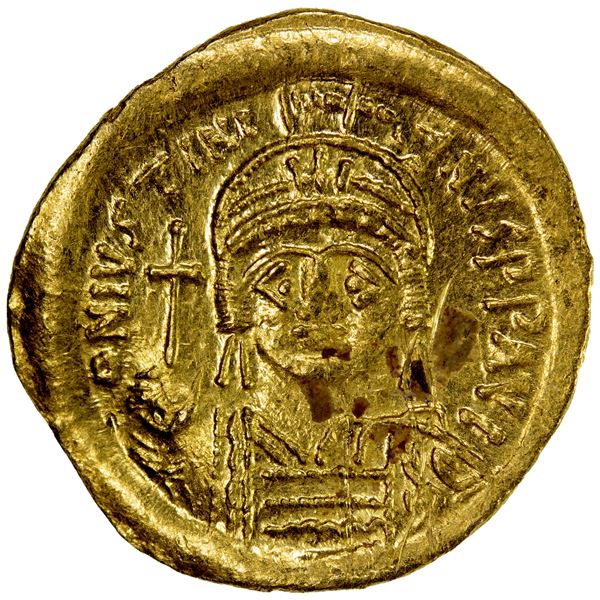 BYZANTINE EMPIRE: Justinian I, 527-565, AV solidus (4.44g), Constantinople, EF