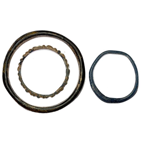 ANTIQUITIES: PHOENICIA & EGYPT: LOT of 3 glass rings