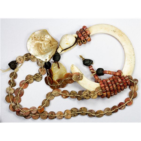 PAPUA NEW GUINEA: Trobriand Islands, doga necklace, VF