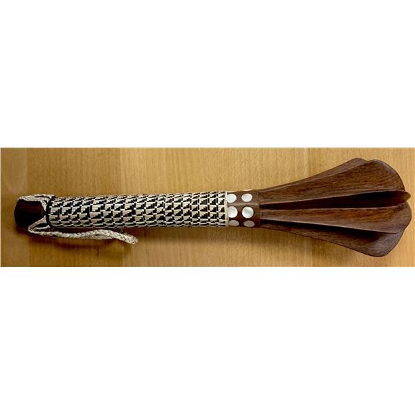 SOLOMON ISLANDS: ceremonial wooden club (486g), EF
