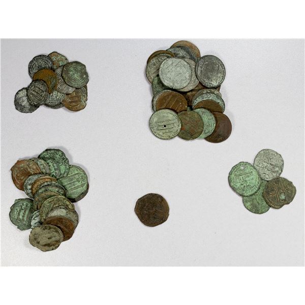 ABBASID: LOT of 61 copper fulus