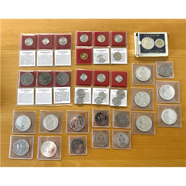 INDIA: LOT of 45 coins