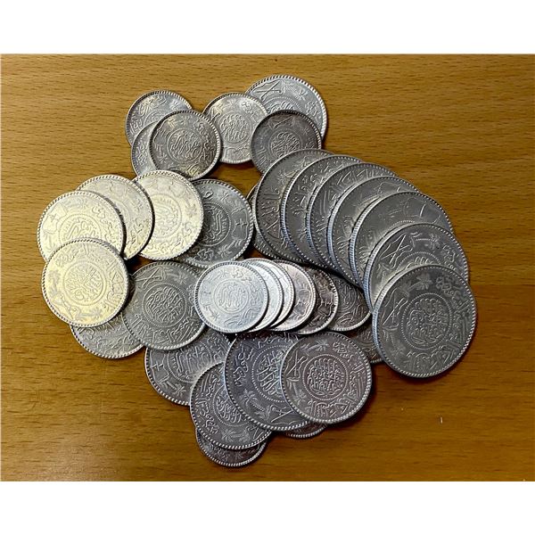 SAUDI ARABIA: LOT of 36 silver coins