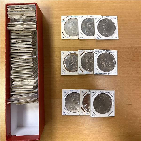 AFRICA: LOT of 66 crowns and minors