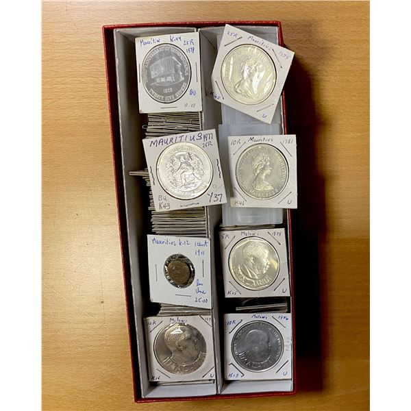 AFRICA: LOT of 139 crowns and minors