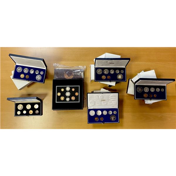 WORLDWIDE: LOT of 18 South African Proof sets