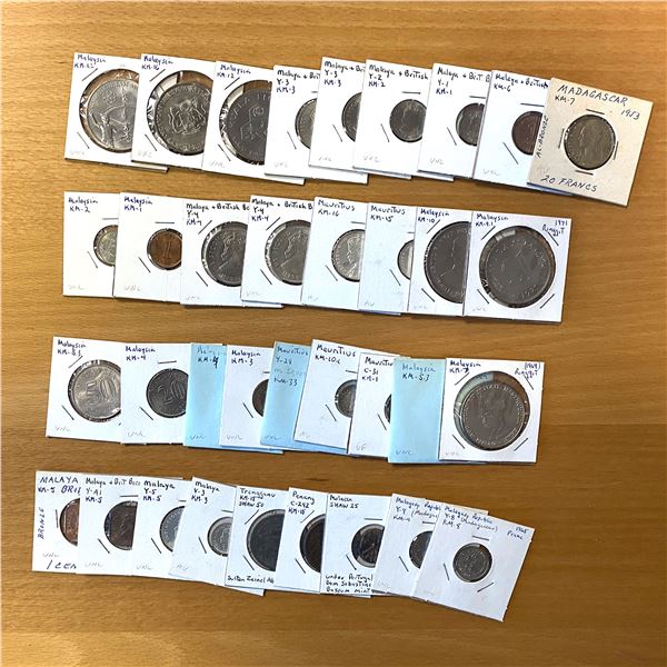 WORLDWIDE: LOT of 35 coins
