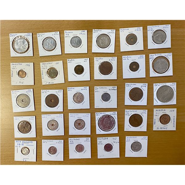 WORLDWIDE: LOT of 29 coins