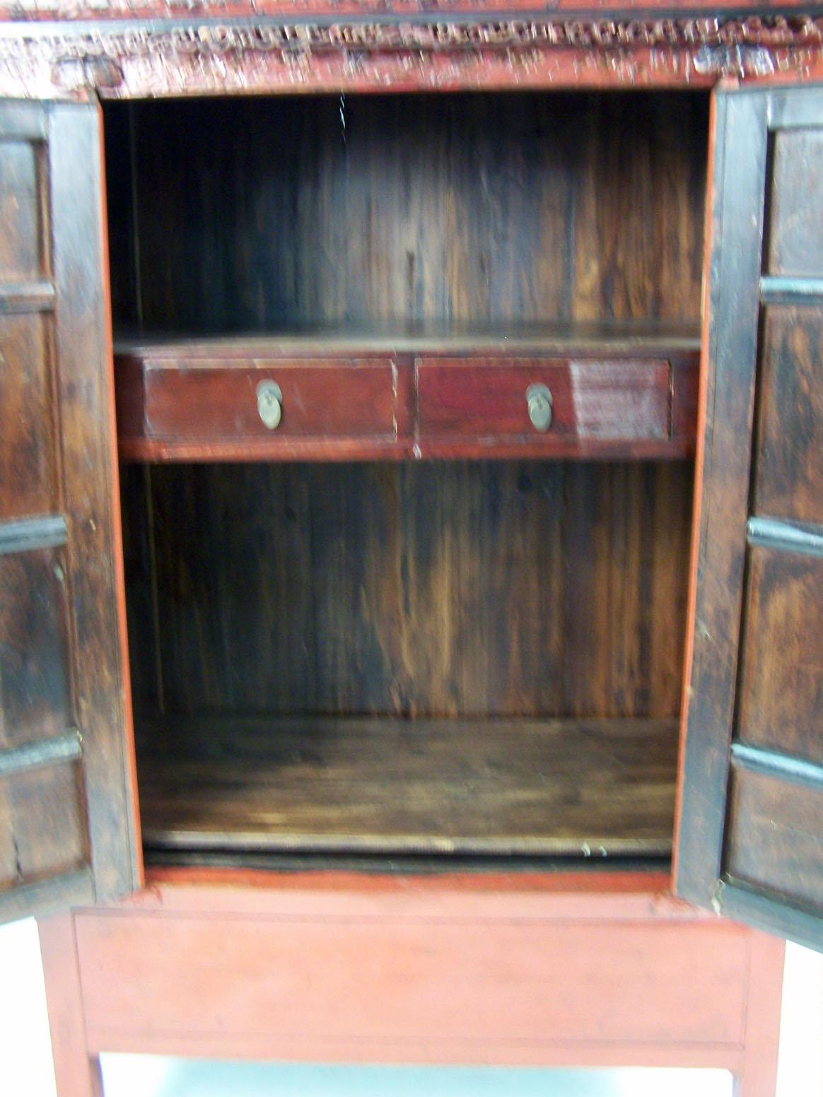 A Chinese Red And Black Lacquer Carved Hardwood Wedding Cabinet Image 4 A Chinese Red And Black Lacquer Carved Hardwood Wedding Cabinet