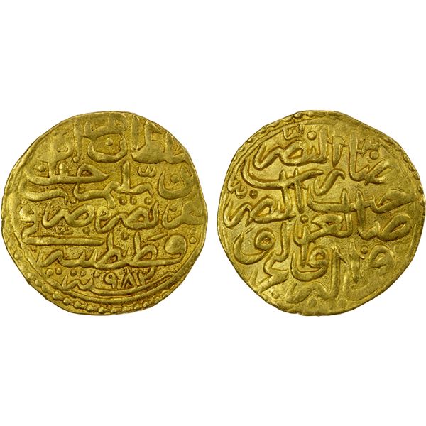 OTTOMAN EMPIRE: Murad III, 1574-1595, AV sultani (3.48g), Kostantiniye, AH982, choice VF