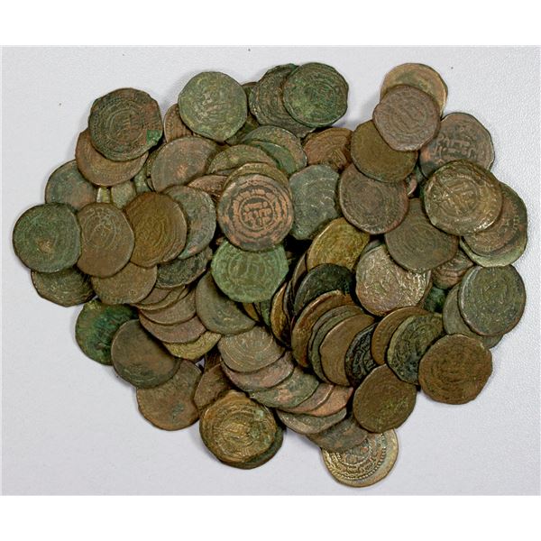 ISLAMIC: ABBASID: LOT of 117 copper fulus