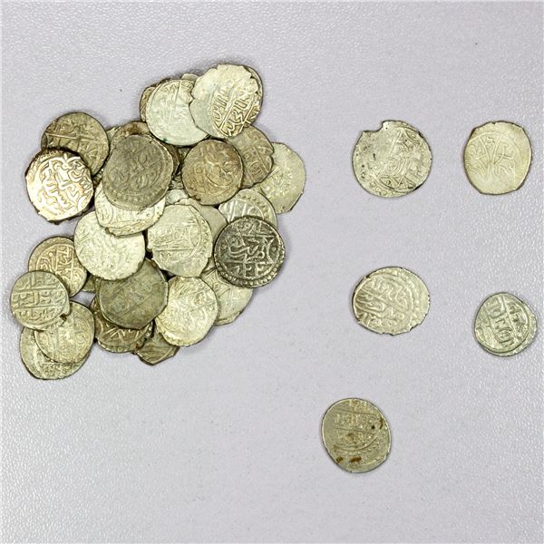 ISLAMIC: OTTOMAN EMPIRE: Mehmet I, 1413-1421, LOT of 39 silver akçes