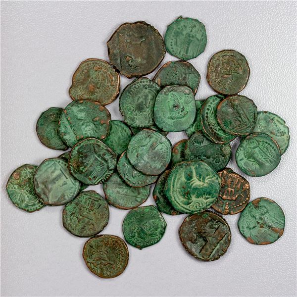 INDIA: KUSHANO-SASANIAN: LOT of 33 copper units