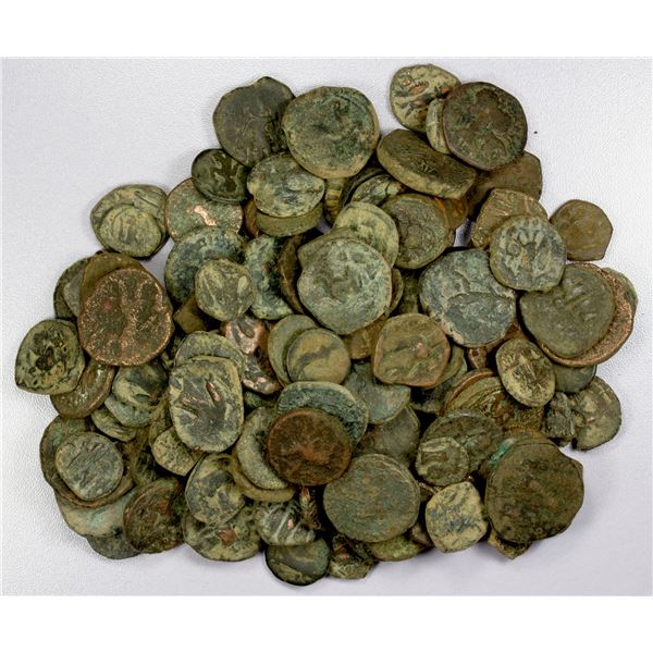 INDIA: LOT of 133 coppers