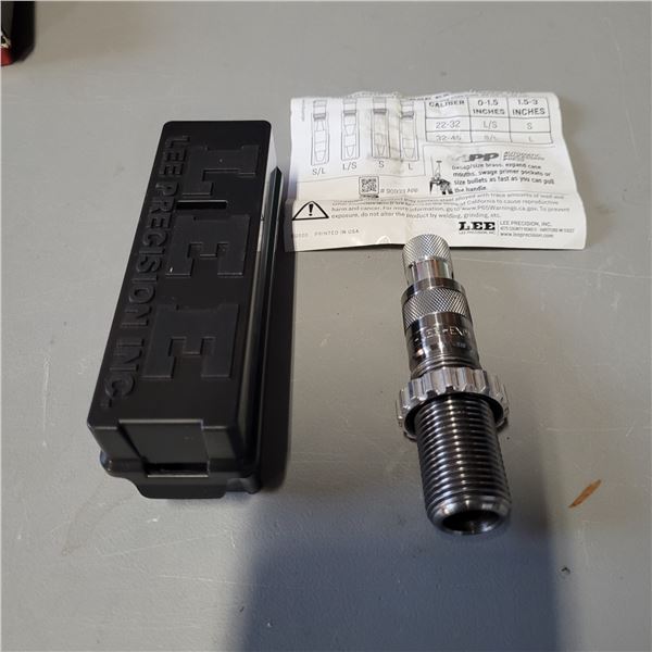 Lee Universal Case Expanding Die L1