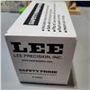 Image 3 : Lee Safety Primer Feed