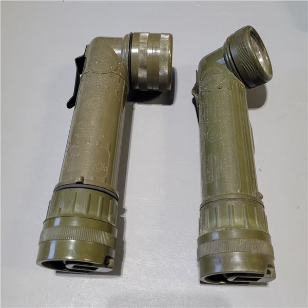 2 MX-212/U Flashlights