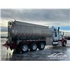 Image 3 : 2013 WESTERN STAR 4900SA TRI DRIVE TANK TRUCK