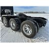 Image 45 : 2016 PETERBILT 367 TRI DRIVE SLEEPER TRUCK TRACTOR