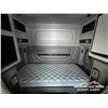 Image 21 : 2016 PETERBILT 389 T/A SLEEPER TRUCK TRACTOR