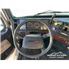 Image 13 : 2000 VOLVO VNL64 T/A SEED/FERTILIZER TRUCK