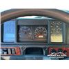 Image 14 : 2000 VOLVO VNL64 T/A SEED/FERTILIZER TRUCK