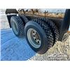 Image 47 : 2000 VOLVO VNL64 T/A SEED/FERTILIZER TRUCK