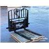 Image 2 : 4 FT. SKID STEER HYDRAULIC PALLET FORKS