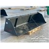 Image 2 : 106 IN. SKID STEER BUCKET