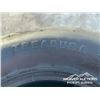 Image 6 : (4) TREADURA 9.5L-15SL I-1 IMPLEMENT TIRES