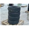 Image 4 : (4) BEAVER 11L-15SL I-1 IMPLEMENT TIRES