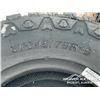 Image 6 : (4) GRIZZLY LT245/75R16 TIRES