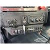 Image 18 : 2020 WESTERN STAR 4900SF TRI DRIVE DUMP TRUCK
