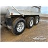 Image 40 : 2020 WESTERN STAR 4900SF TRI DRIVE DUMP TRUCK