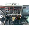 Image 11 : 2007 KENWORTH T800 T/A SLEEPER TRUCK TRACTOR