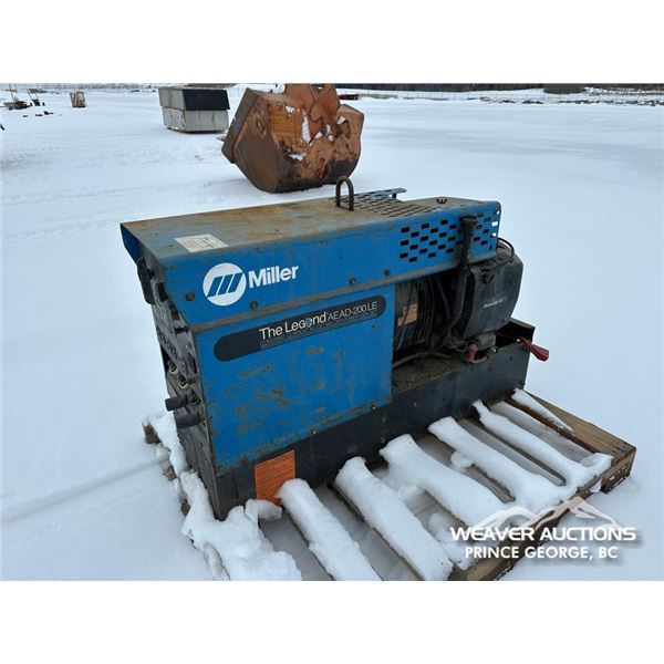 MILLER THE LEGEND AEAD-200LE WELDER-POWER GEN SET