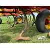 Image 7 : 1992 BOURGAULT 8800-36 40 FT. CULTIVATOR