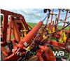 Image 9 : 1992 BOURGAULT 8800-36 40 FT. CULTIVATOR