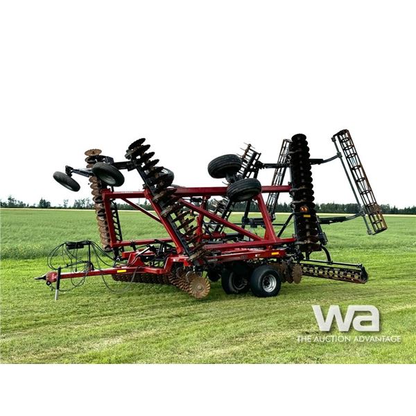CASE IH 330/340/370 35 FT TANDEM DISC